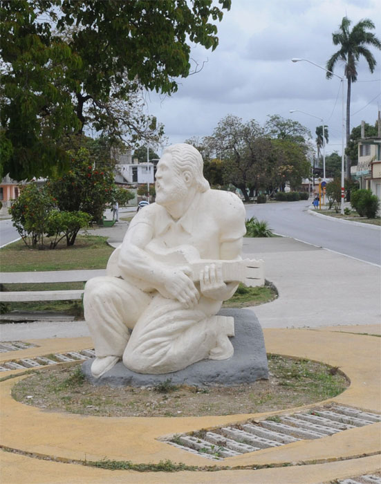 Avenida Camilo Cienfuegos 6