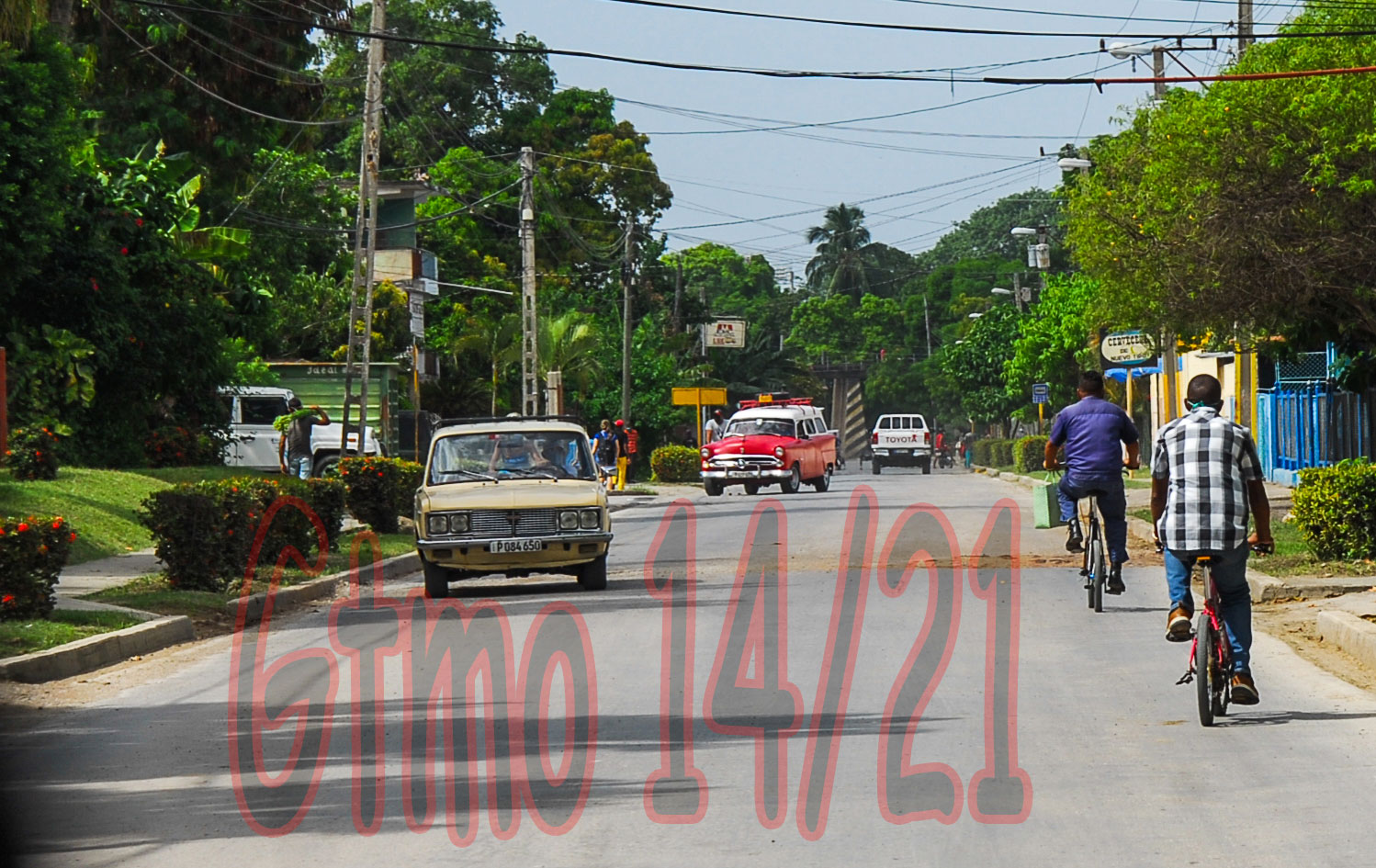 004 Día común en calles gua