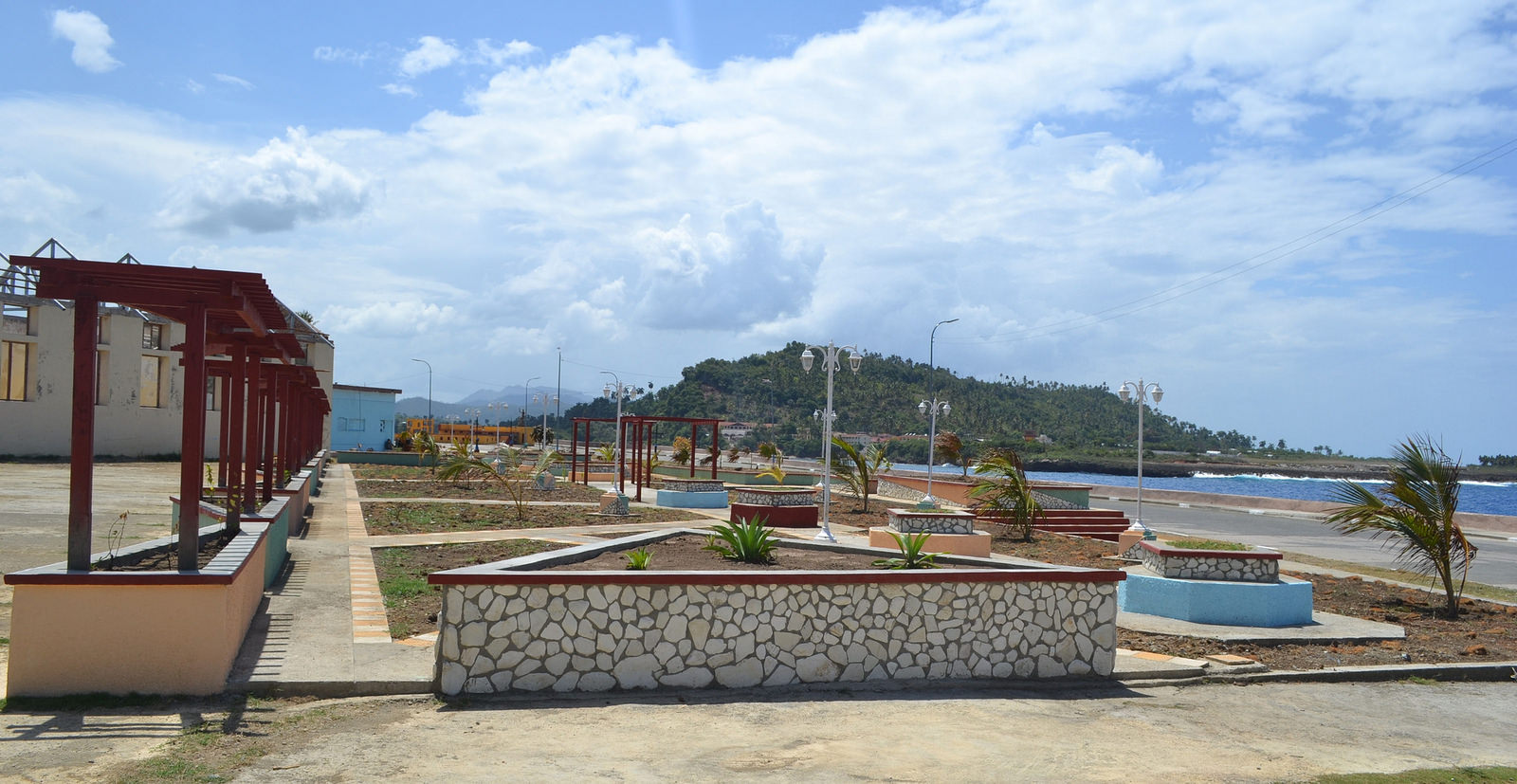 28748204817 4efb457868 h