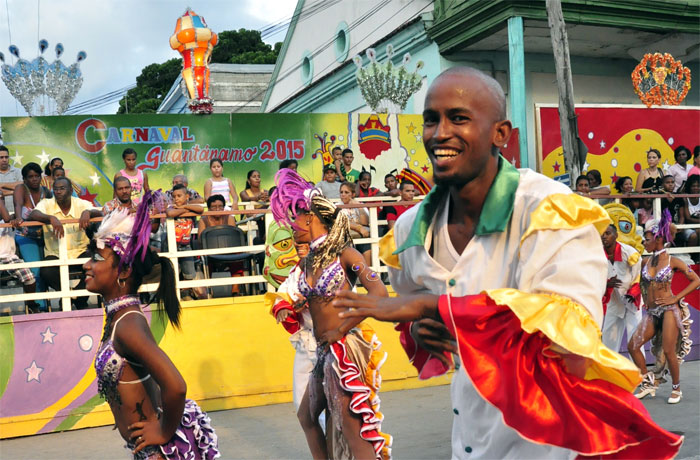 carnavles guantanamo muestra
