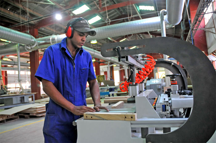 jovenes mueble imperio5