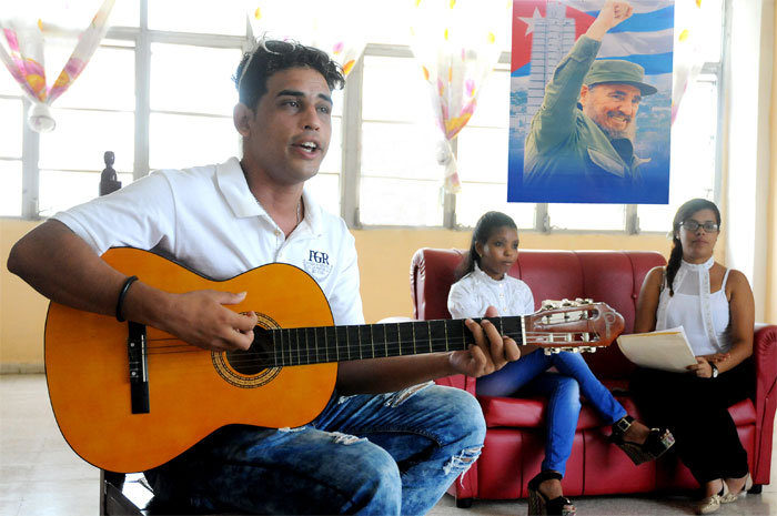 matutino homenaje fidel2