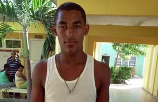 estudiante escuela especial caimanera port