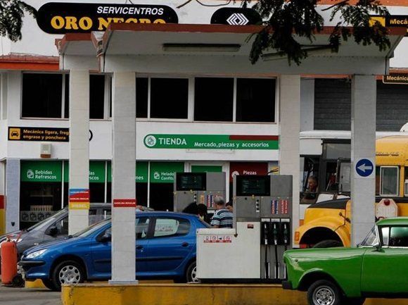 venta de gasolina en cupet de cuba 580x433