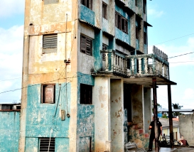 edificio mas estrecho port
