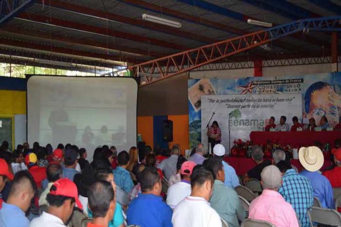 homenaje fidel el salvador