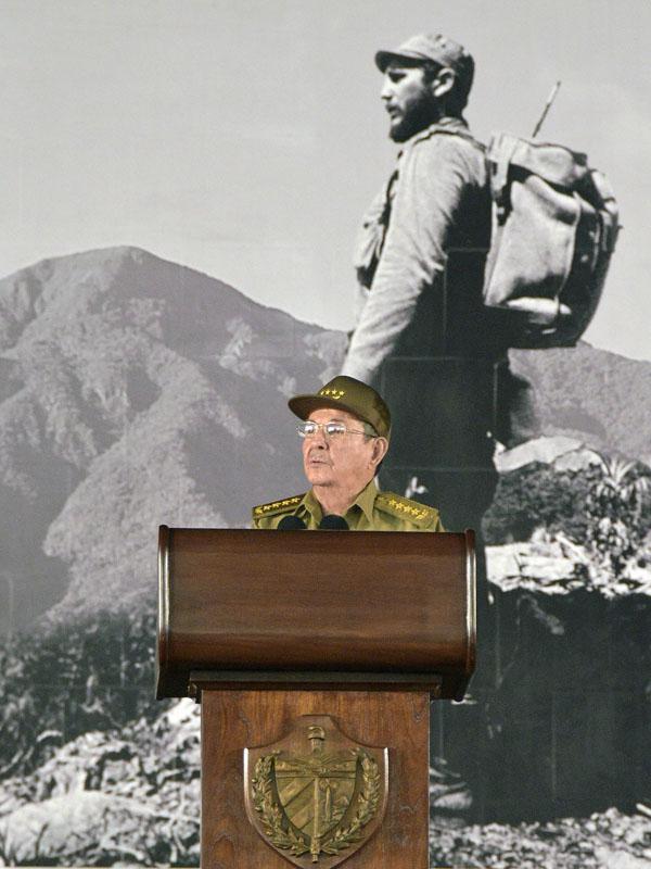 raul homenaje fidel santiago