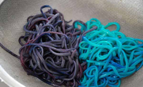 espaguetis de colores para niños 7