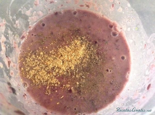 Hummus de frijoles negros 6