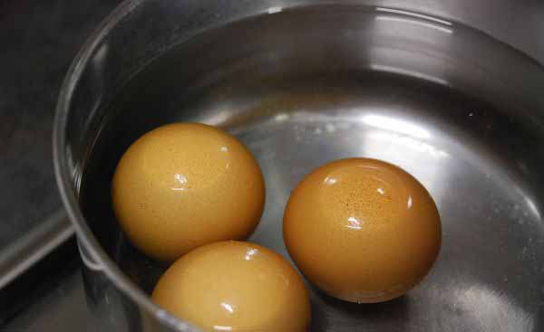 huevos hervidos para niños 2