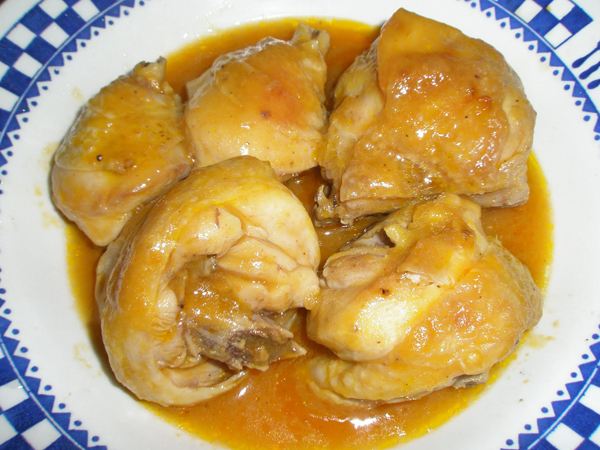 pollo en fricase