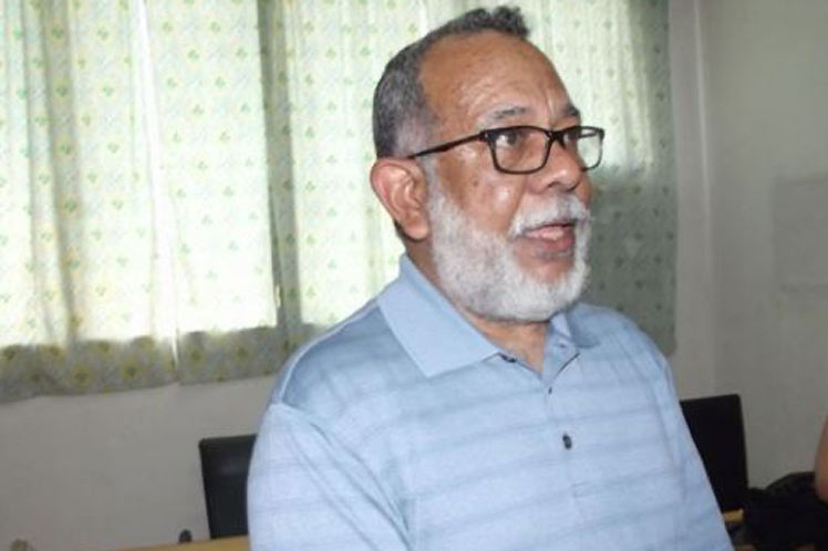0102 Secretario General de la Felap Nelson del Castillo