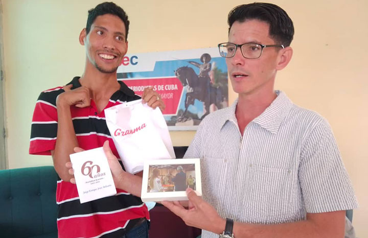 0503 cam jornada prensa