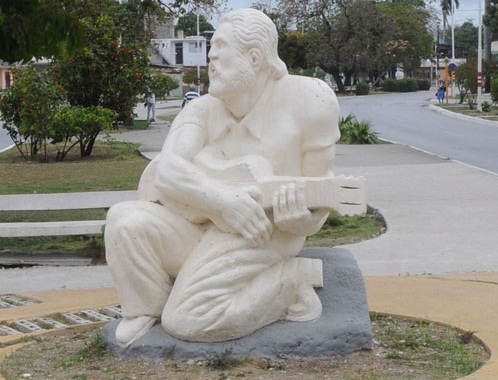 Avenida Camilo Cienfuegos 6