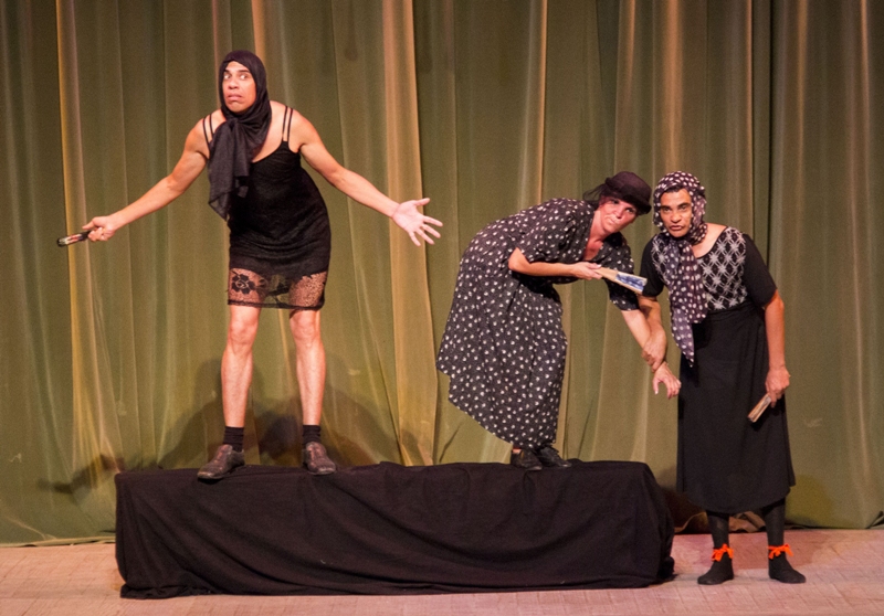 Komotú La muerte de la mentira