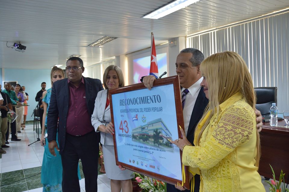 sesión solemne rafaelpérez reconoce