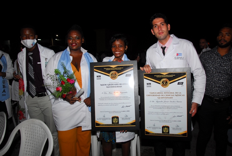 Graduación UCMG 2020 1