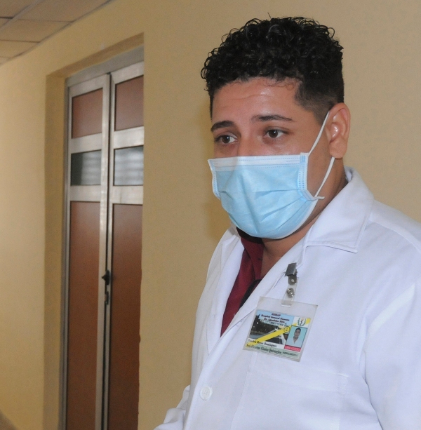 doctor Reyes Domínguez