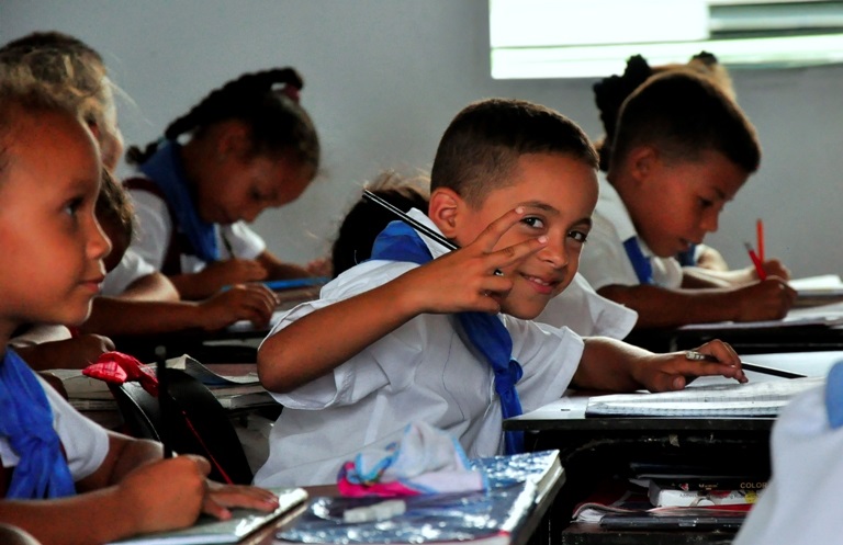 ninos curso escolar04