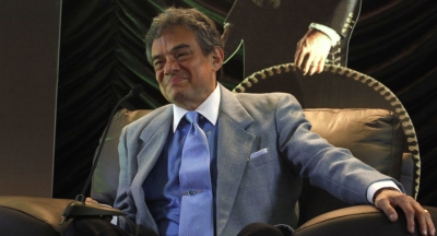 54d6ffe84c60d6b8e5c33d03c9b2b367 L