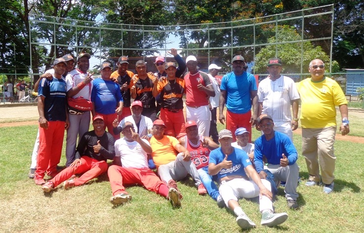 comunicadores softbol gtmo