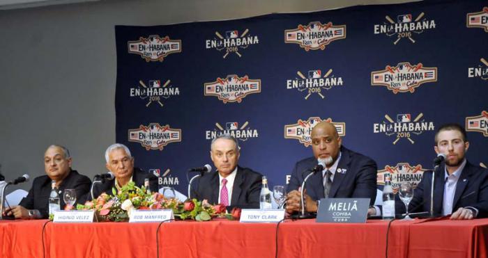 juego beisbol conferencia