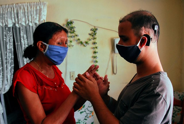 implante coclear Guantánamo 2