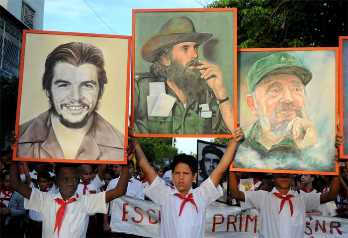 Homenaje a Camilo Cienfuegos 2