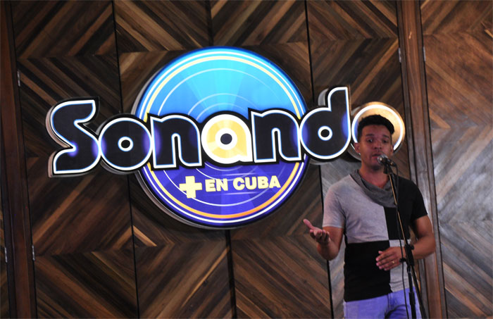 Sonando en Cuba en Guantánamo 5