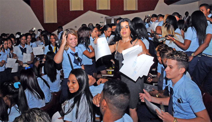 1graduación vocacional Guantánamo 4