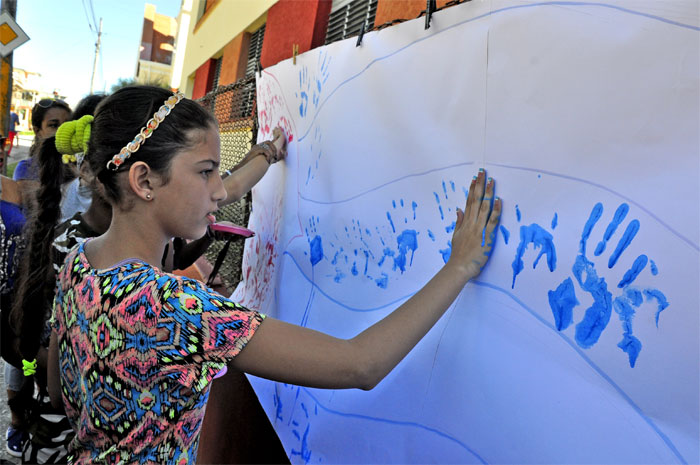 jovenes contra bloqueo11