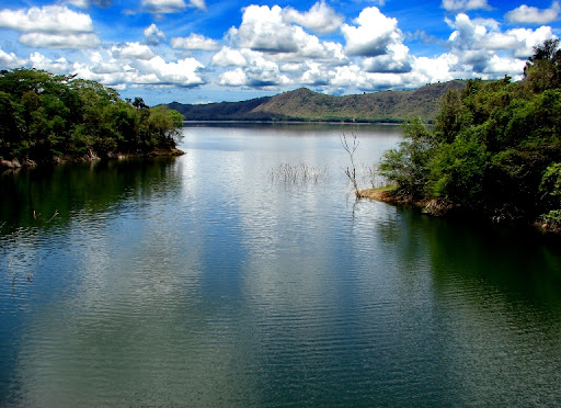 embalse La Yaya