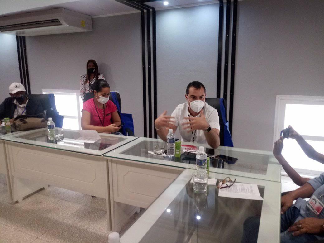 Iatalinao en Chgcolate con café