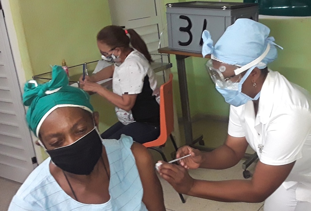 Vacuna nefróticos fotos May