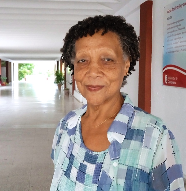 1. Idania copia