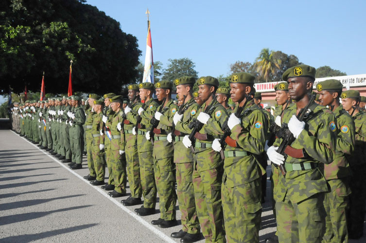 inicio año defensa2