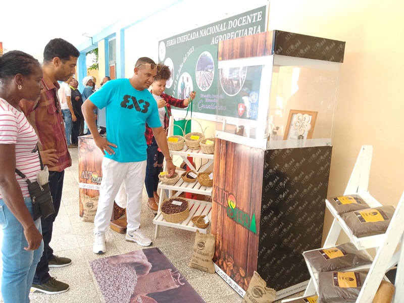 feria agropecuaria etp 4