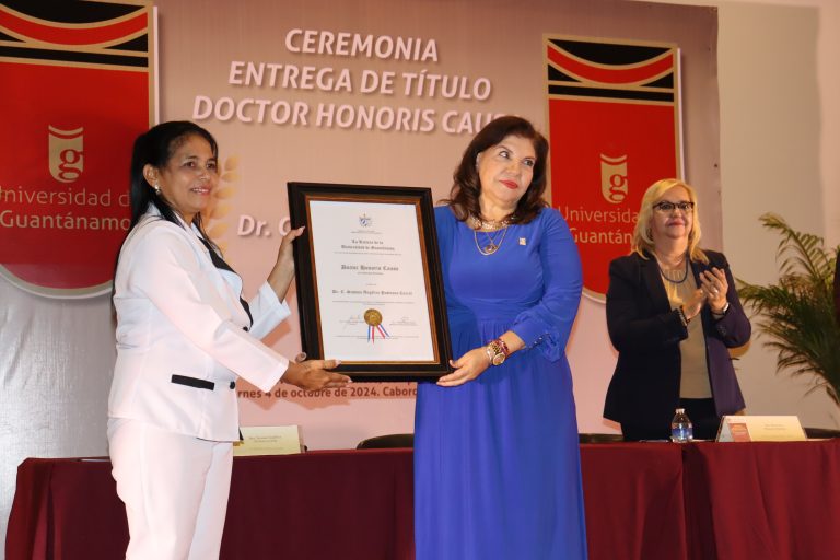 honoris causa universidad sonoro
