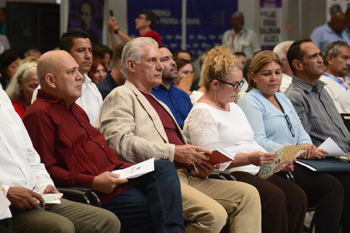 0 17 granma rebelde 01