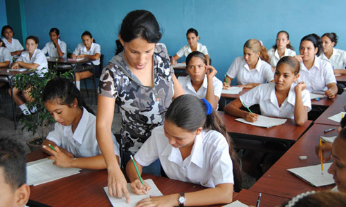 suspenden clases guantanamo
