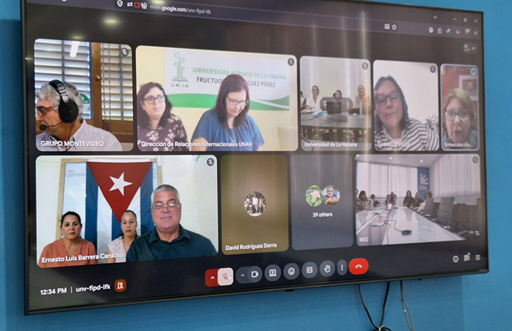 0409 mes conferencia2