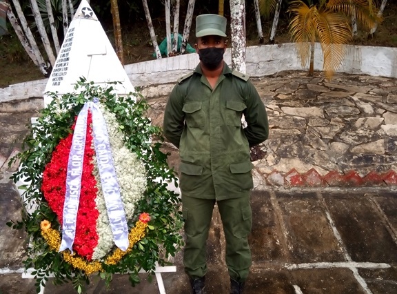 homenaje flor crombet portada