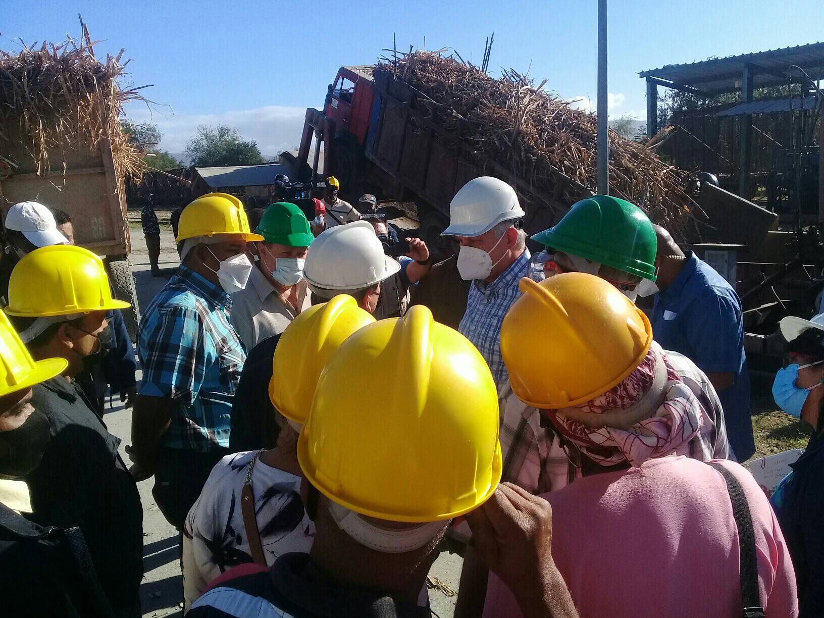 Diaz Canel en el Argeo Martínez2