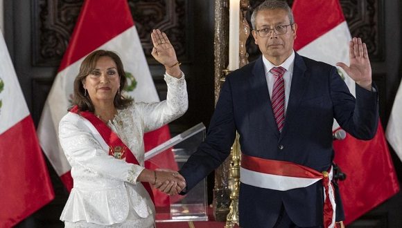 Perú Dina Bluarte 580x330