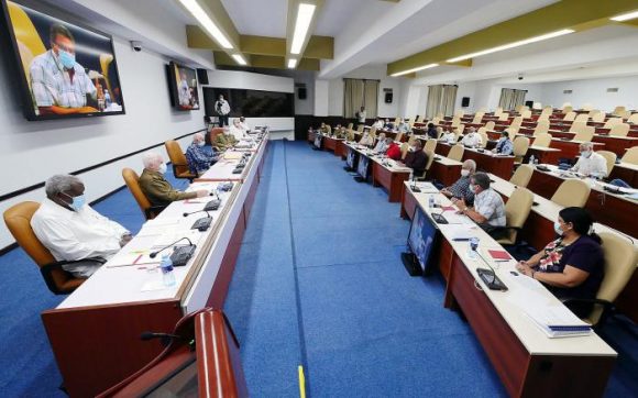 Reunión del Buró Político 580x362