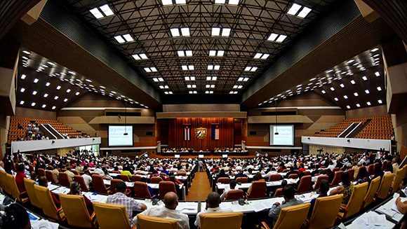 asamblea nacional debate 15 580x327
