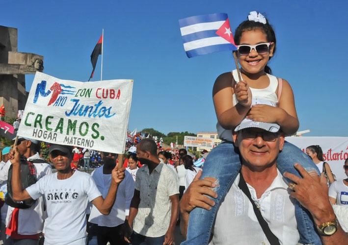 ok desfile Gtmo 2025 4