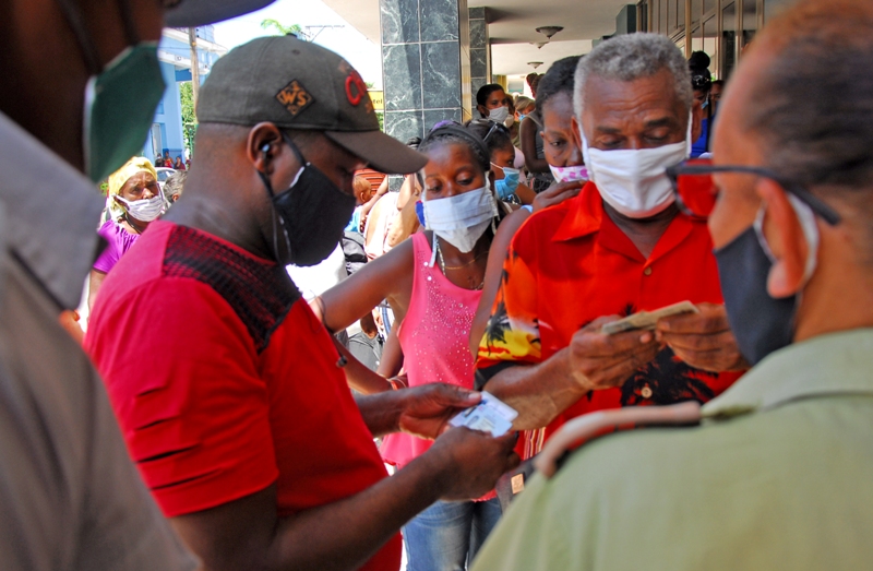 colas y revendedores 4