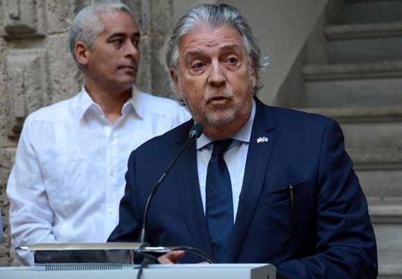 herman portocarrero jefe de la delegación de la Unión Europea en Cuba 580x403