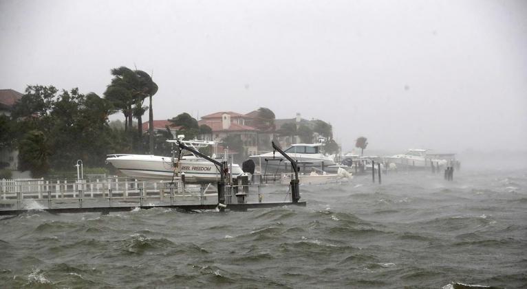 debby toca tierra en florida como huracan de categoria uno